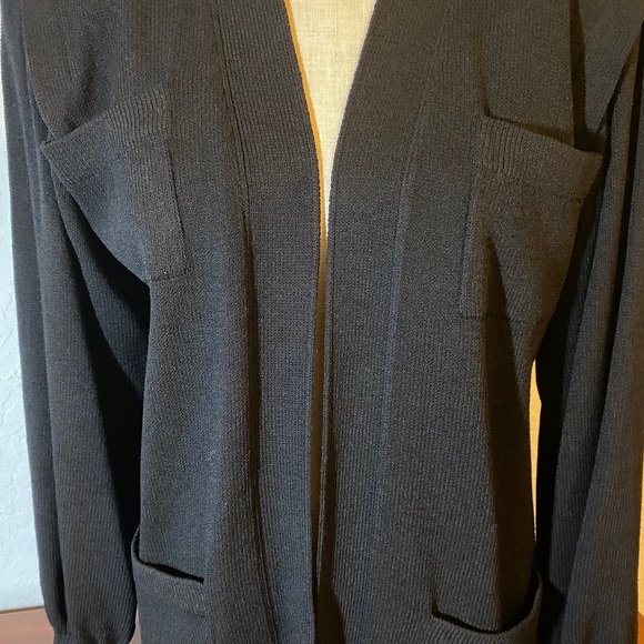 St John Black Knit Jacket Stylist Wide Shoulders - Picture 4 of 11